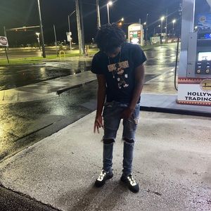 Meet your Posher, Orenthian